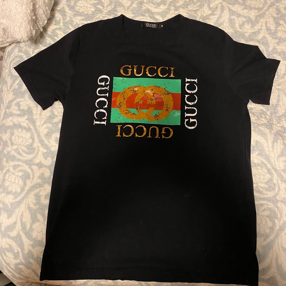 Women’s Gucci t shirt